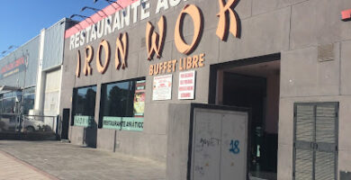 Restaurante Asiático "Iron Wok"